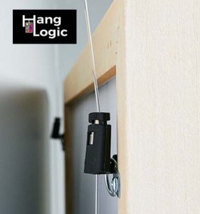 artiteq-1mm-twister-hanging-wire-hang-logic-5 Photo of Artiteq 1 mm Perlon hanging wire with 1 mm Micro Grip Hook and D-ring all used to hang a picture.